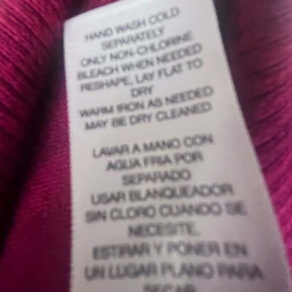 WHBM 3/4 Sleeve Cardigan Sweater Size M Red Black, Animal Print, Round Neckline - Picture 9 of 9